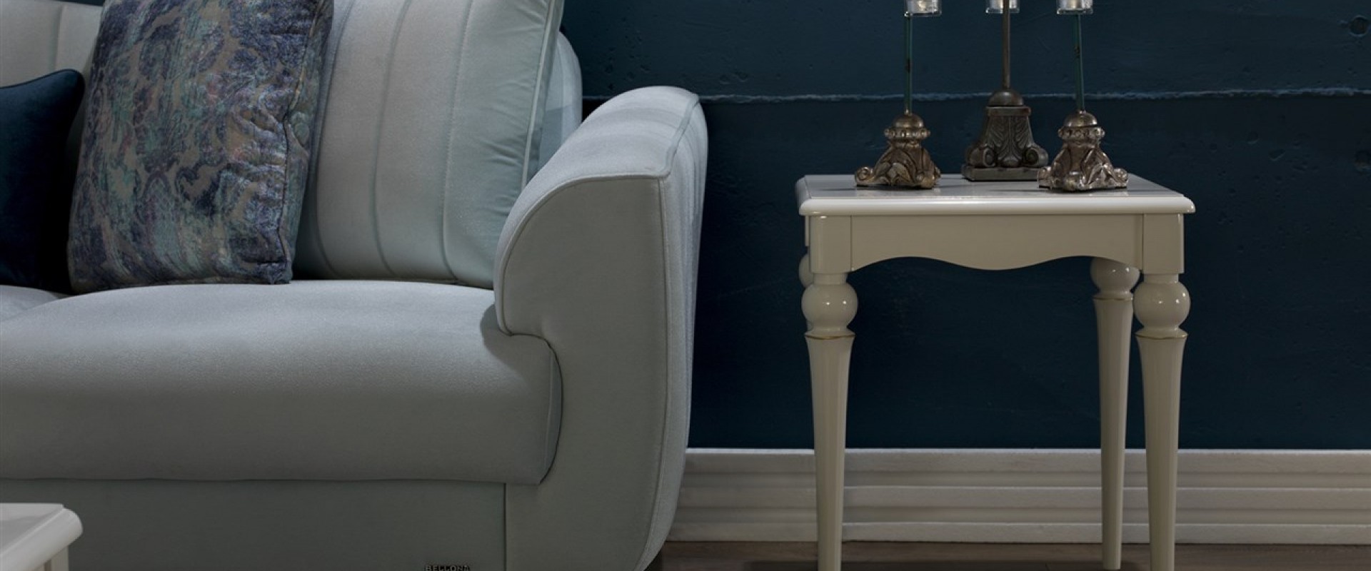 Angel Kose Sehpa Evimpark Bellona